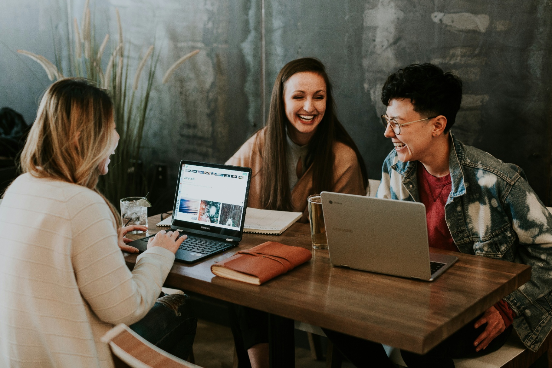 Side-hustlers with a day job